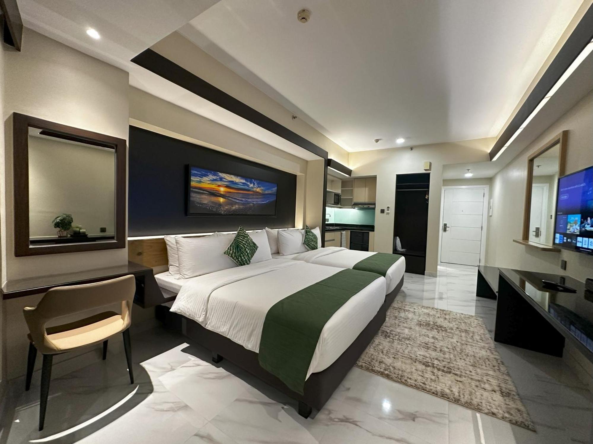 Kl Executive Greenbelt Манила Экстерьер фото