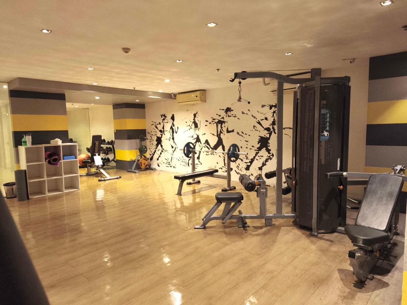 Kl Executive Greenbelt Манила Экстерьер фото