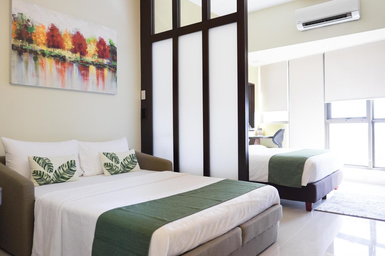 Kl Executive Greenbelt Манила Экстерьер фото
